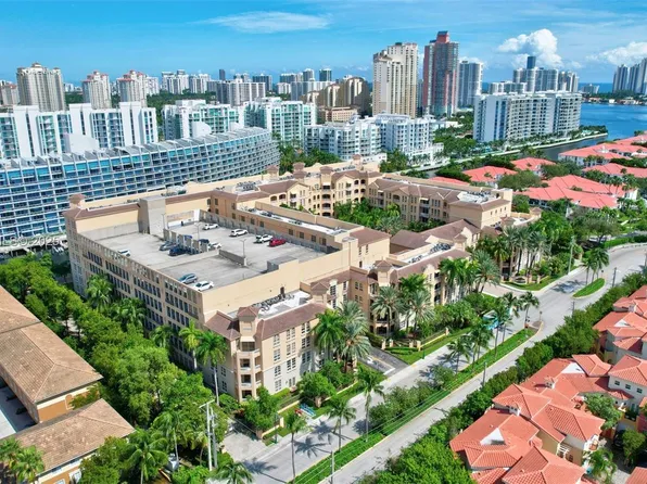 3001 NE 185th St APT 114, Aventura, FL 33180