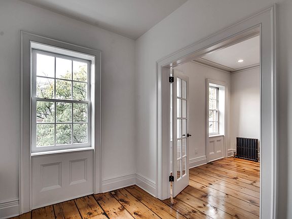 5th image of 11 Dean St #3