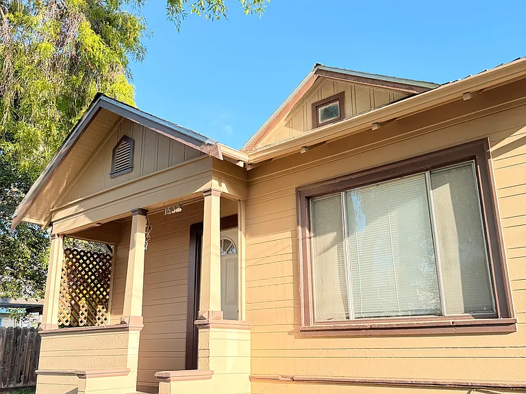 1532 Woolsey St #A — Photo 8