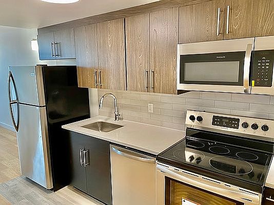5th image of 86-49 Broadway #517