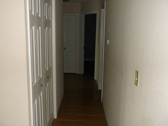 3rd image of 49 Allen Dr