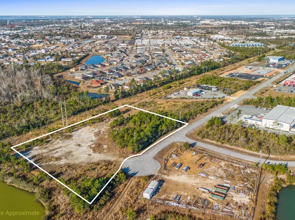 2924/2916 Forester Trl, Panama City, FL 32405