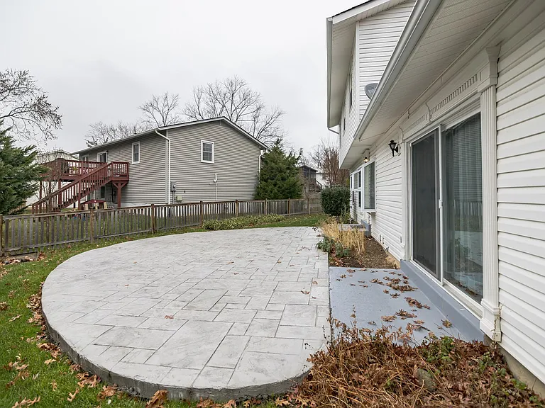 8904 Spur Rd — Photo 27