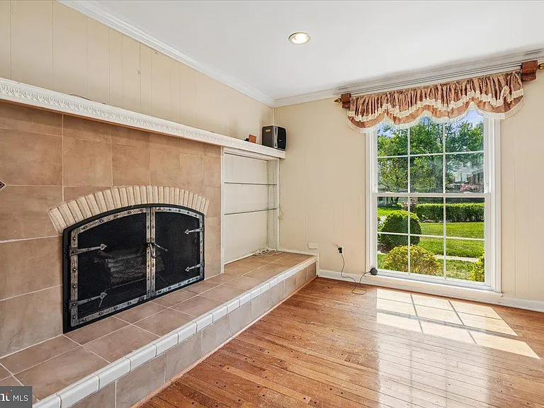 11119 Lamplighter Ln — Photo 9