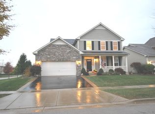 1724 Pin Oak Ln, Elgin, IL 60120