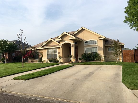 2nd image of 2658 Crown View Dr