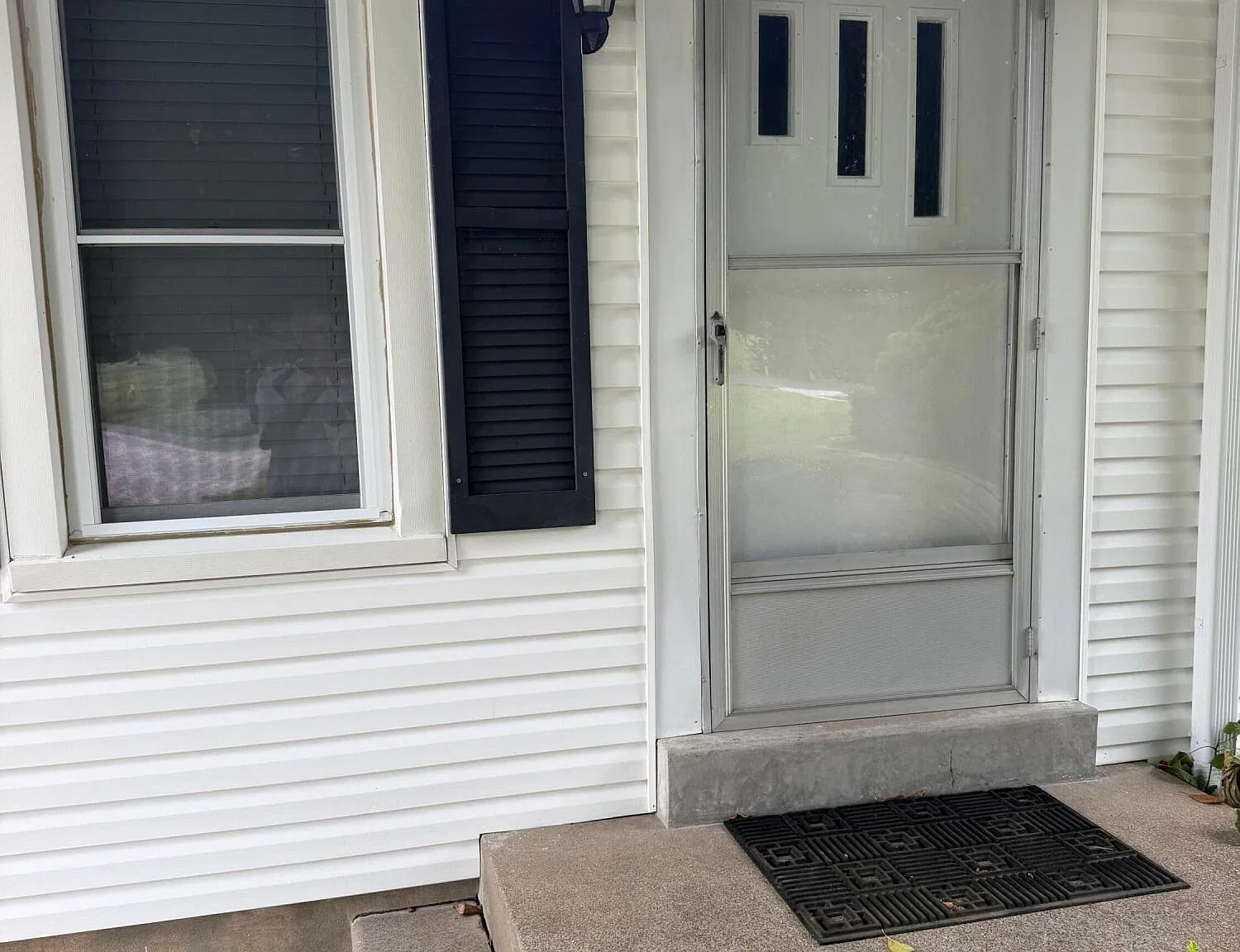 2 bed, 1.0 bath, 1250 sqft, $1,325 — Photo 3