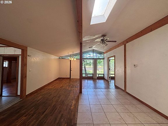 3rd image of 3817 E Amazon Dr