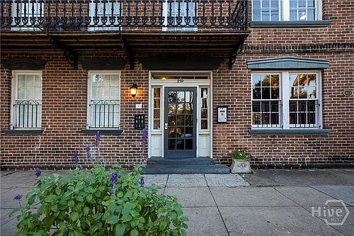 219 Abercorn St Photo 1