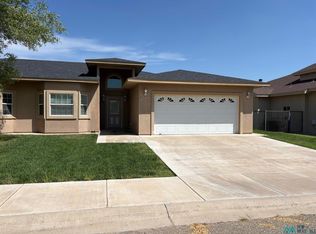 3 Fairway Ct, Roswell, NM 88201