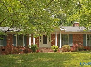8004 Greenwillow Ct SE, Huntsville, AL 35802