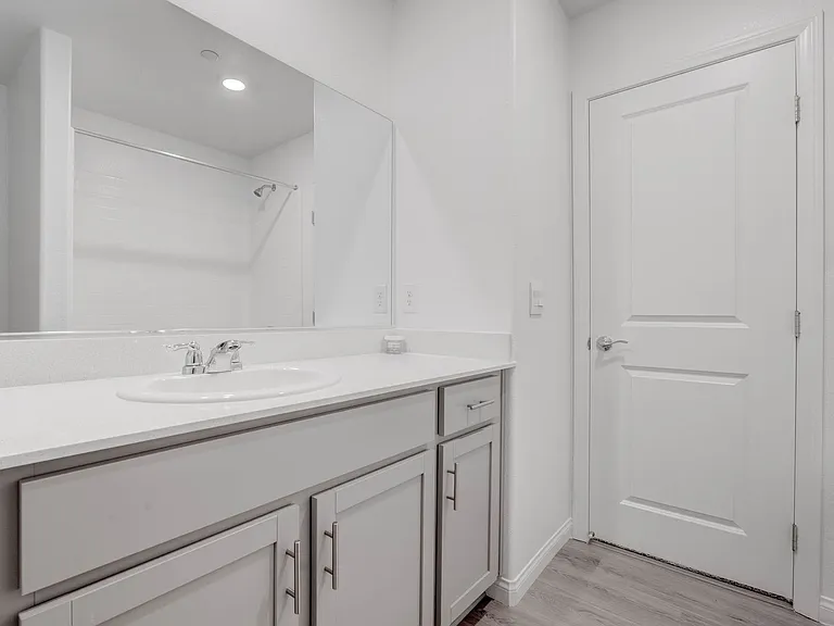 9938 Ullom Dr — Photo 11