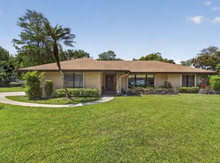 12338 Old Country Rd N, Wellington, FL 33414