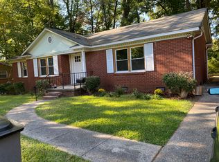 4601 Belle Plaine Dr, Charlotte, NC 28215