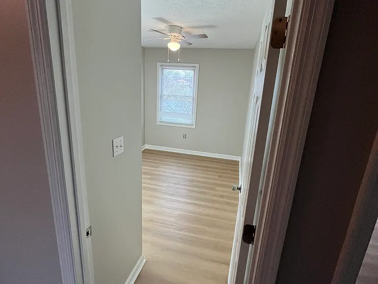 112 Lakeview Dr — Photo 21