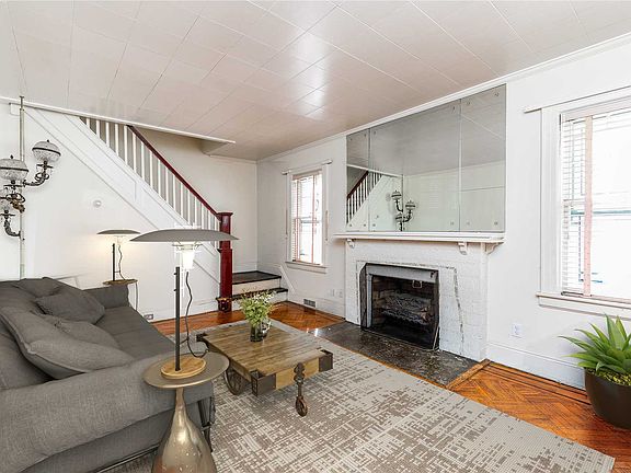 2nd image of 9323 219th St