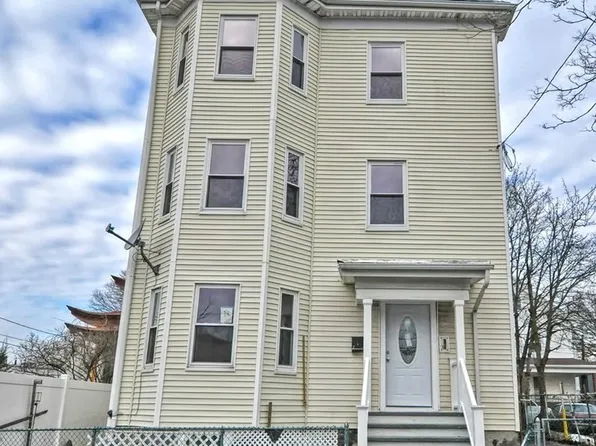117 Park St, Dorchester, MA 02122