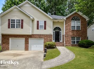 2332 Sandspring Dr SW, Atlanta, GA 30331