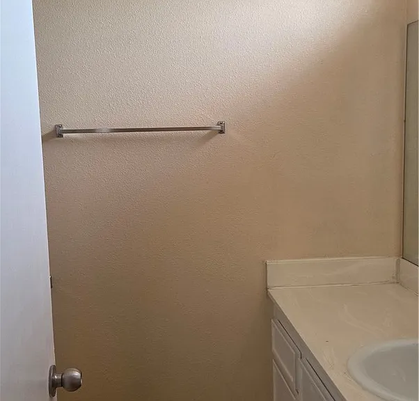 4459 Skyview Dr — Photo 7