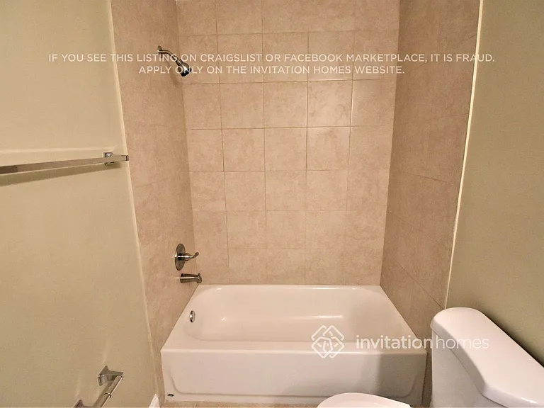 3211 NW 123rd Ter — Photo 14