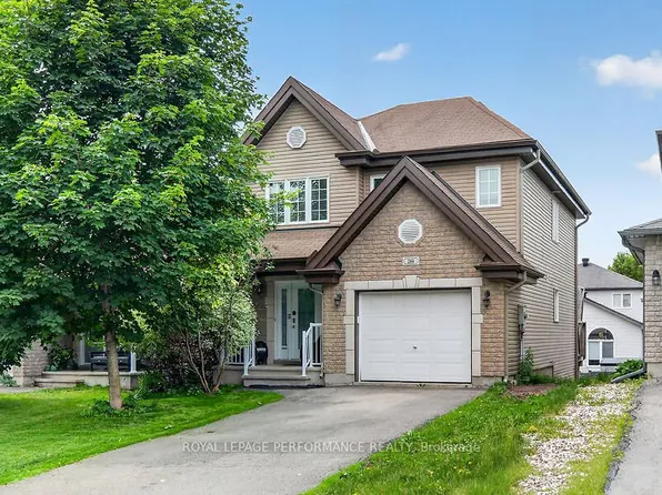 266 Mica Cres, Clarence Rockland, ON K4K 0E2