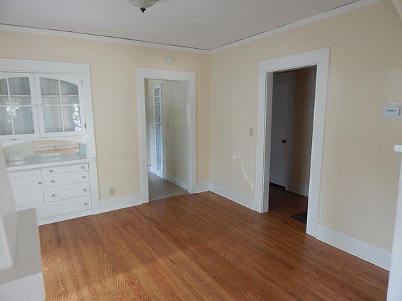 3rd image of 503 E St