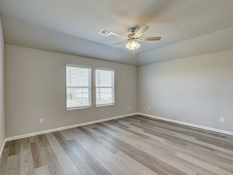 4109 Sara Park Dr — Photo 16