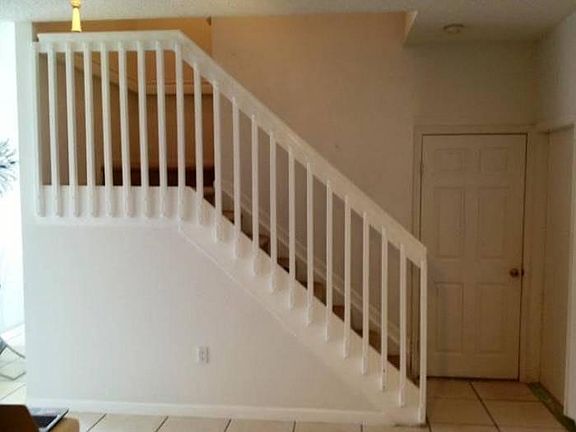 4th image of 7660 S Southwood Cir