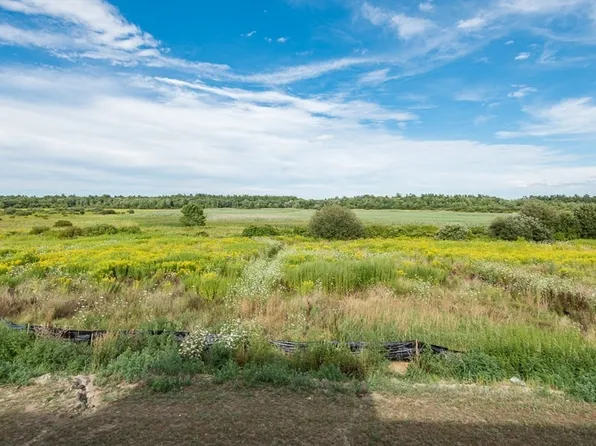 28 Metacomet Rd #28, West Bridgewater, MA 02379