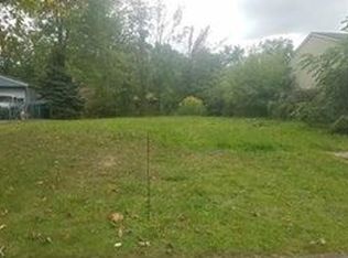 35129 Oak St, North Ridgeville, OH 44039