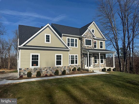 2nd image of 1935 Garden Station Rd