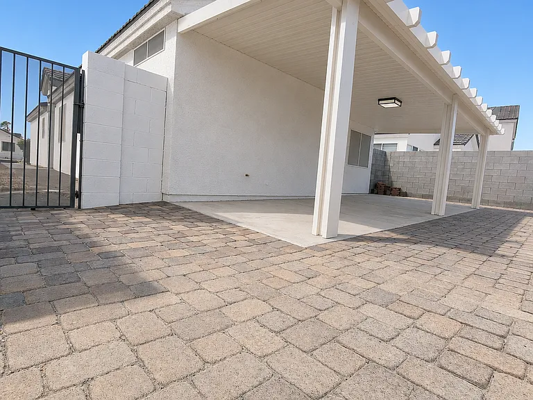 8378 Cool Creek Ave — Photo 15