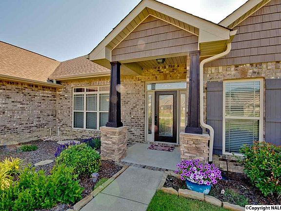 2nd image of 2605 Park Hampton Dr