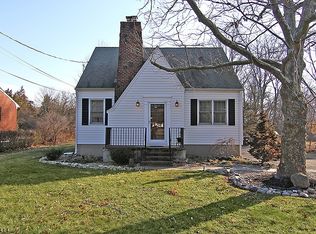 422 Country Club Rd, Bridgewater, NJ 08807