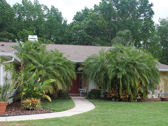 2nd image of 852 Silverwood Dr