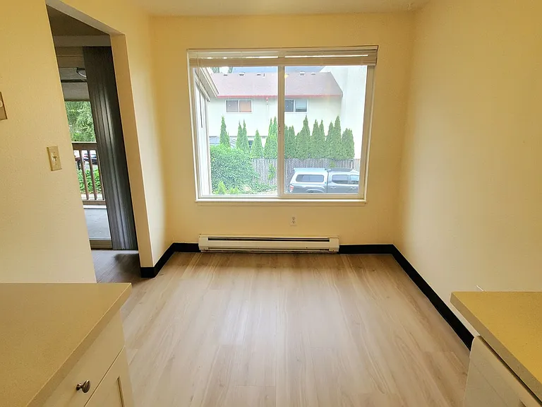 Fairview Apartments — Photo 3