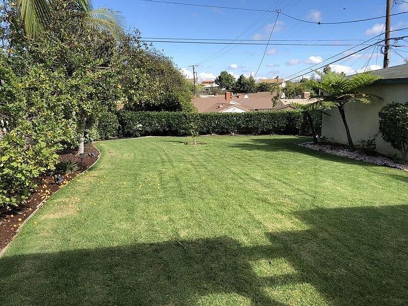 2nd image of 6114 S La Cienega Blvd