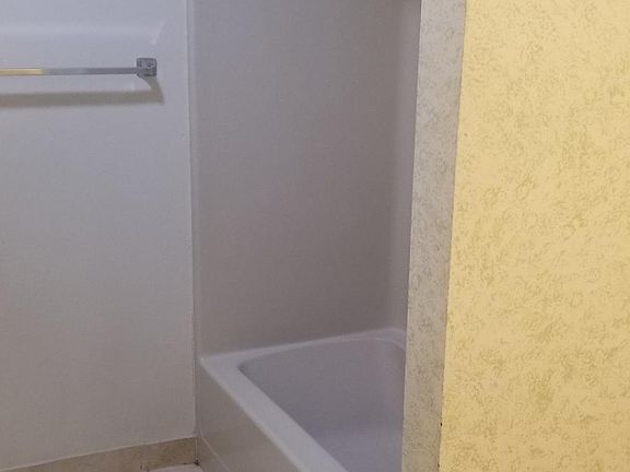 5th image of 17 Blackstone Dr APT 1713