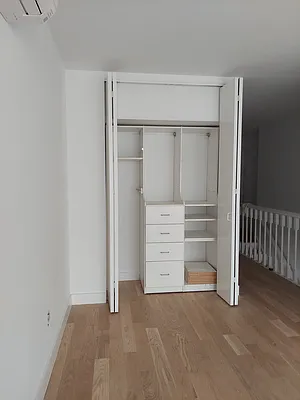 Rented by R New York | media 9