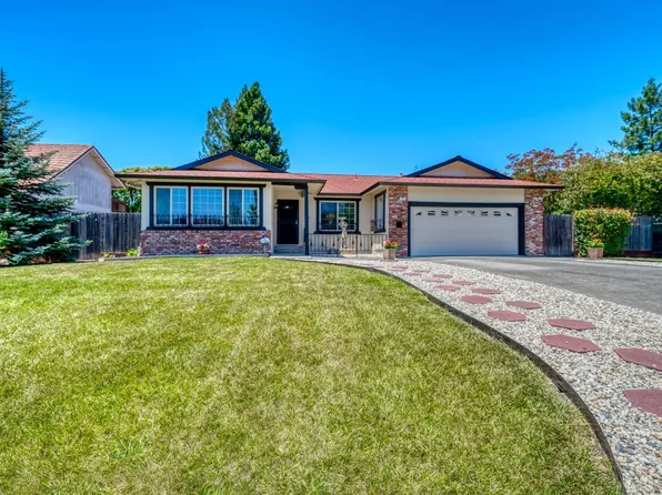 874 Santa Dorotea Circle, Rohnert Park, CA 94928