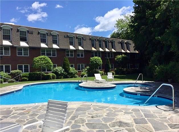 Patio & Pool 