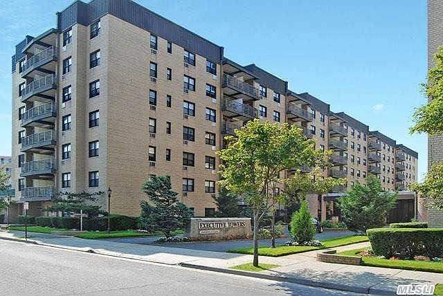 1st image of 860 E Broadway APT 6B