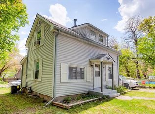 909 24th St, Des Moines, IA 50312