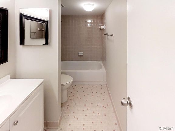 5th image of 6209 Coral Lake Dr #109