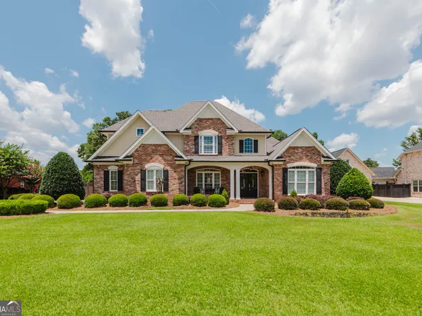 402 Avondale Cir, Warner Robins, GA 31088