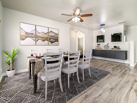 5th image of 8421 W MOHAVE Street