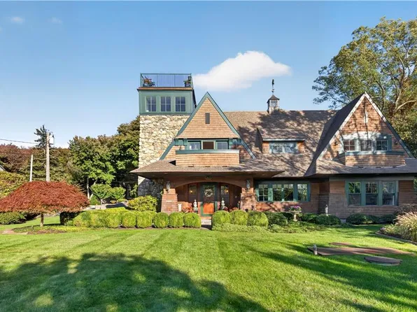 412 Seaside Dr, Jamestown, RI 02835