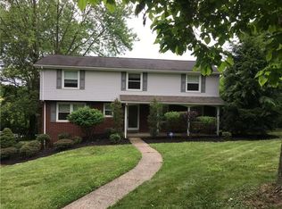 101 Fitzrandolph Dr, Coraopolis, PA 15108