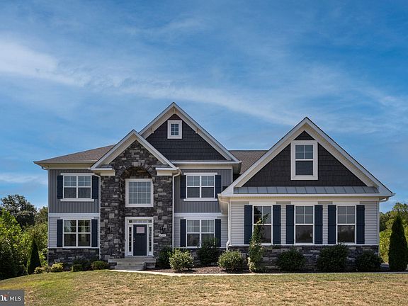 5th image of 2115 Priscilla Ct