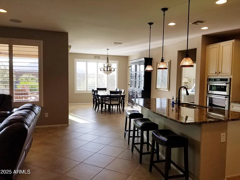 26881 W Utopia Rd — Photo 3